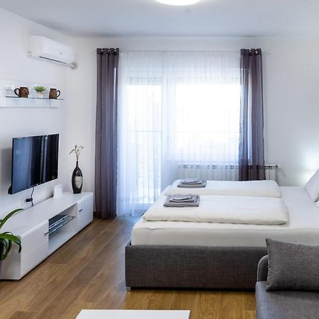 Mb Apartment Szabadka Kültér fotó