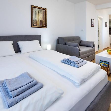 Mb Apartment Szabadka Kültér fotó