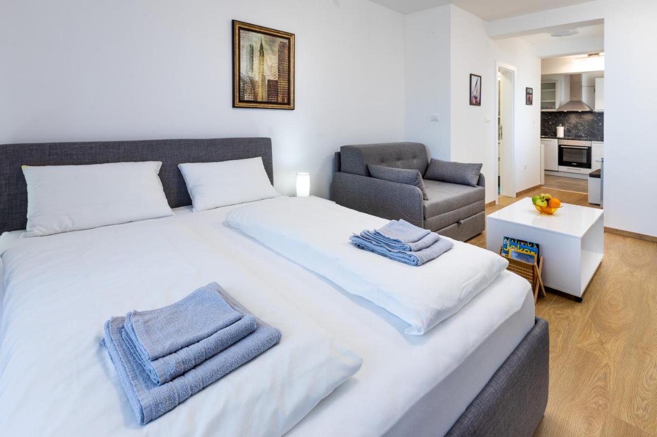 Mb Apartment Szabadka Kültér fotó