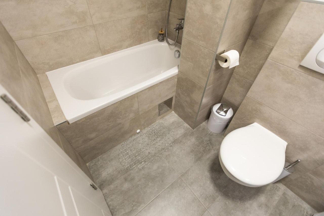 Mb Apartment Szabadka Kültér fotó