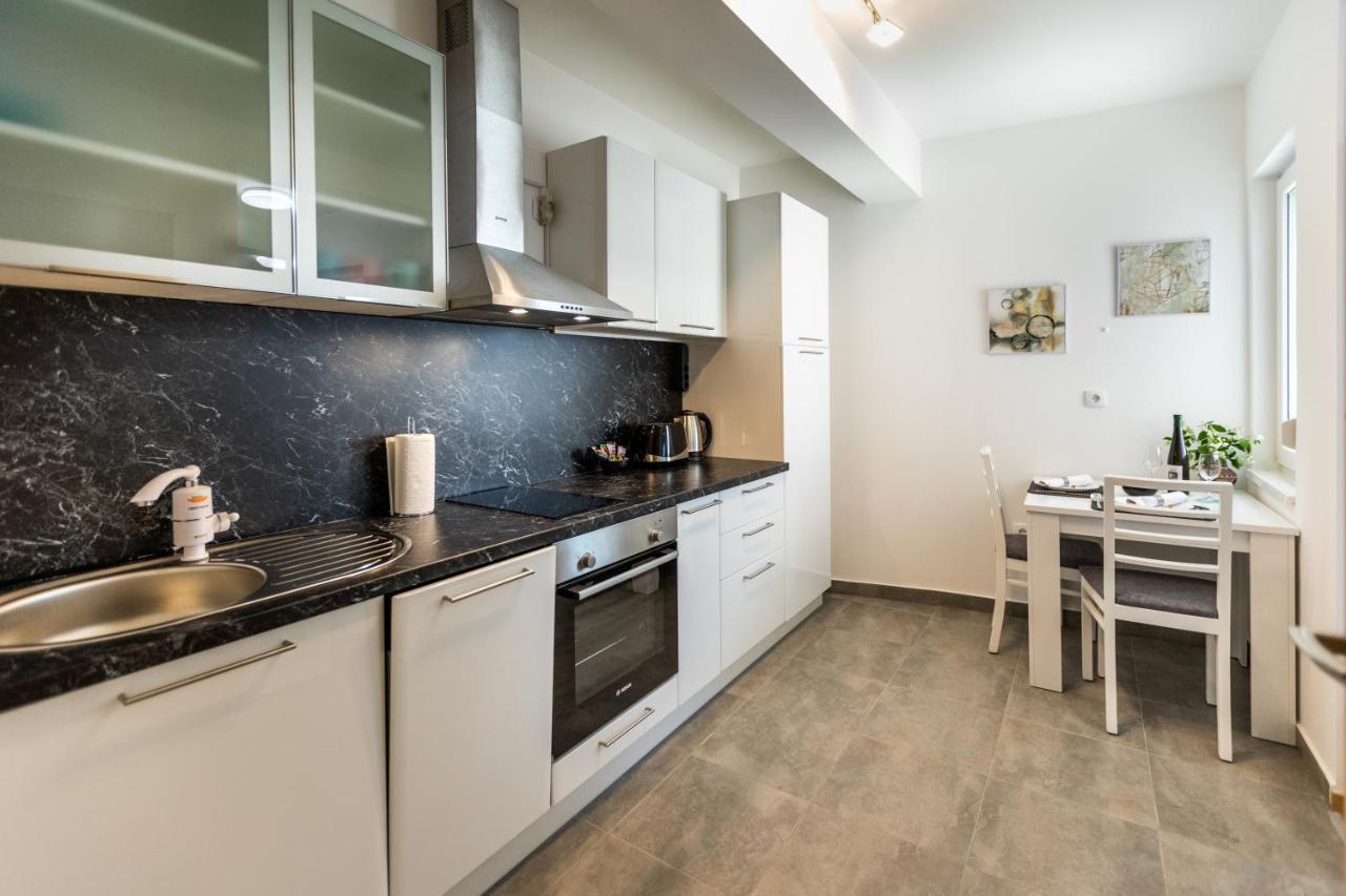 Mb Apartment Szabadka Kültér fotó